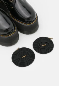 Dr. Martens Vegan Jadon Max - Enkellaarsjes Met Plateauzool - Black Oxford -Bootsmith Hub Verkoopwinkel 02138406b3bb495bba5ac4a28f9adfdc