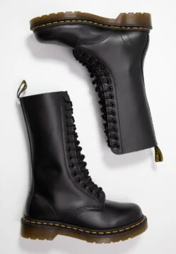 Dr. Martens 1914 - Veterlaarzen - Black Smooth -Bootsmith Hub Verkoopwinkel 0995aa852d6b43f4a19a20c16efb1ed9