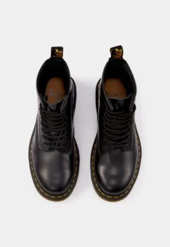 Dr. Martens 1460 Boot - Veterboots - Schwarz -Bootsmith Hub Verkoopwinkel 14be88ad0d8a42e1a13ccbd5e2cd1618