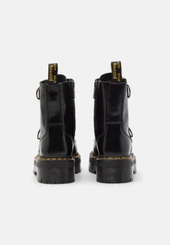 Dr. Martens Jadon Alt Unisex - Enkellaarsjes Met Plateauzool - Black Buttero 8 Dr. Martens Jadon Alt Unisex - Enkellaarsjes Met Plateauzool - Black Buttero -Bootsmith Hub Verkoopwinkel 158b20281f4e4d548b14b10619c9785b