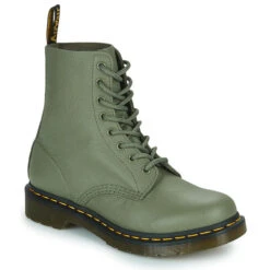 Dr. Martens 1460 Pascal Virginia