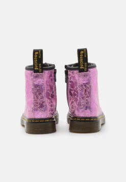 Dr. Martens Veterboots - Pink -Bootsmith Hub Verkoopwinkel 2394c0a44d544d5d88a7c70215726f55