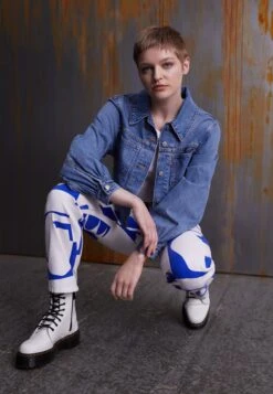 Dr. Martens Jadon - Enkellaarsjes Met Plateauzool - White -Bootsmith Hub Verkoopwinkel 261b6058750d4463a1dea88272191eb9