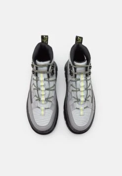 Dr. Martens Boury Unisex - Sneakers Hoog - Gunmetal Cyclone/Black Lapstone/Black/Lemon -Bootsmith Hub Verkoopwinkel 282f80bb03a644a79bcd61a51f968b02