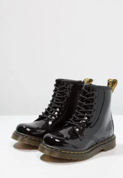 Dr. Martens 1460 J Patent - Veterboots - Schwarz -Bootsmith Hub Verkoopwinkel 2950accb9abd4f38948db81c33501a61
