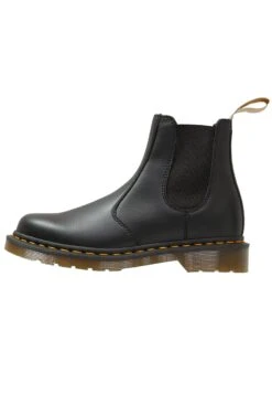 Dr. Martens 2976 Chelsea Vegan - Korte Laarzen - Black