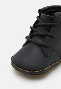Dr. Martens 1460 Crib Unisex - Babyschoenen - Black -Bootsmith Hub Verkoopwinkel 2ad37bc8f239475ebd29400947613143