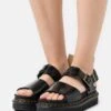 Dr. Martens Vegan Voss - Sandalen Met Plateauzool - Black