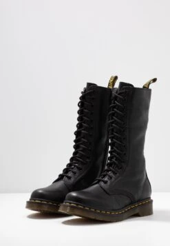 Dr. Martens Virginia - Veterlaarzen - Black -Bootsmith Hub Verkoopwinkel 31a76b5324fa4b2dba25236a8084f590