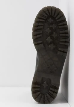 Dr. Martens Jadon Hi - Enkellaarsjes Met Plateauzool - Black 16 Dr. Martens Jadon Hi - Enkellaarsjes Met Plateauzool - Black -Bootsmith Hub Verkoopwinkel 369a49e356144b51a6b236eeb55da302