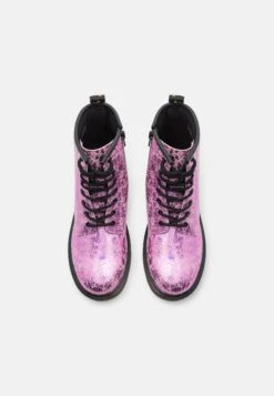 Dr. Martens 1460 Y - Veterboots - Pink 9 Dr. Martens 1460 Y - Veterboots - Pink -Bootsmith Hub Verkoopwinkel 38d8d3d3374645b7b5dffa996af70654