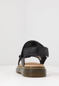 Dr. Martens Romi - Sandalen - Black 10 Dr. Martens Romi - Sandalen - Black -Bootsmith Hub Verkoopwinkel 3f4a02b6c1b74708af4b1627e3e63941