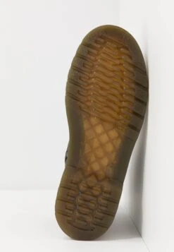 Dr. Martens 1460 Wildhorse Lamper - Veterboots - Dark Brown -Bootsmith Hub Verkoopwinkel 3fb9709de8d54152a267d07ccb4fe545