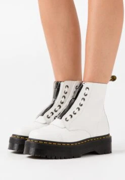 Dr. Martens Sinclair - Enkellaarsjes Met Plateauzool - White Aunt Sally