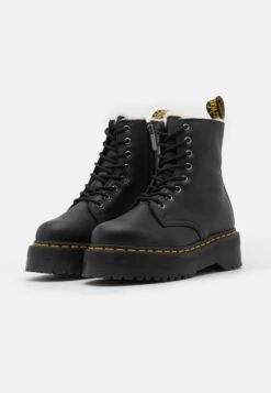 Dr. Martens Jadon Faux Fur Lined - Enkellaarsjes Met Plateauzool - Black Pisa -Bootsmith Hub Verkoopwinkel 43f322eeed8c475ab493add4d3d5a52b