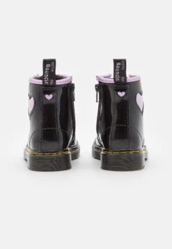Dr. Martens 1460- Veterboots - Black/Lilac -Bootsmith Hub Verkoopwinkel 4fd46011266c477cb8daf31a303114a3