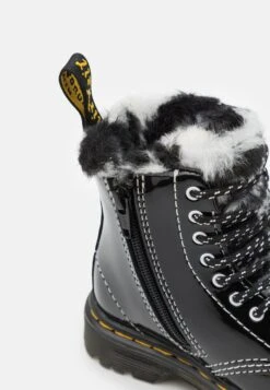 Dr. Martens 1460 Serena - Veterboots - Black /White -Bootsmith Hub Verkoopwinkel 51f810b6011f4ea986d7769570949a8f
