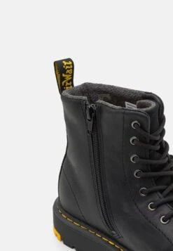 Dr. Martens 1460 Unisex - Veterboots - Black/Yellowstone 11 Dr. Martens 1460 Unisex - Veterboots - Black/Yellowstone -Bootsmith Hub Verkoopwinkel 558f1fc19e8c417b860ece5305aa5592