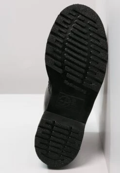 Dr. Martens 1460 - Veterboots - Mono Black -Bootsmith Hub Verkoopwinkel 5b2086b3c56741e39ee37b2f420612f4