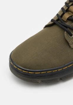 Dr. Martens Reeder Unisex - Sportieve Veterschoenen - Olive -Bootsmith Hub Verkoopwinkel 5eb0059641b94bed9e1527ffad6802ab
