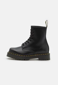 Dr. Martens 1460 Bex Squared Unisex - Enkellaarsjes Met Plateauzool - Black