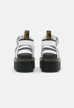 Dr. Martens Blaire Quad - Sandalen Met Plateauzool - White Hydro -Bootsmith Hub Verkoopwinkel 6ed3dea77410480488fbcb0292e2c0a4