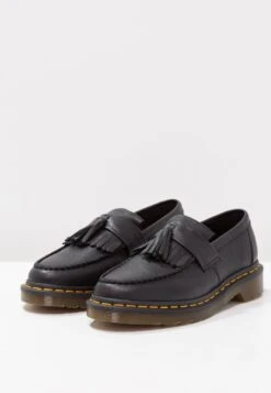 Dr. Martens Adrian Virginia - Instappers - Black -Bootsmith Hub Verkoopwinkel 7b1eedbf74a3496da81a823907b029ce