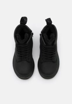 Dr. Martens 1460 Serena Mono Republic Wp Unisex - Veterboots - Black -Bootsmith Hub Verkoopwinkel 91c620eef59b4faca83533ace575fb54