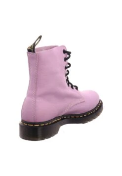 Dr. Martens Pascal - Veterboots - Lilac -Bootsmith Hub Verkoopwinkel 93c18f99fe2d43bbbc62ece09928e8cb