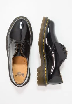 Dr. Martens 1461 3 Eye Shoe Patent Lamper - Veterschoenen - Black -Bootsmith Hub Verkoopwinkel 94fe74a58caf448a92259cb79a4459c6