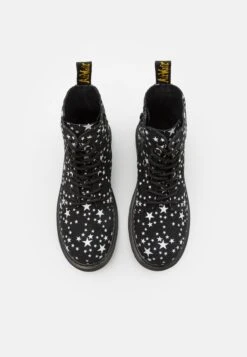 Dr. Martens 1460 Pascal Unisex - Veterboots - Black/White -Bootsmith Hub Verkoopwinkel 96a63c5eacc14c3e84b1770062874d2f