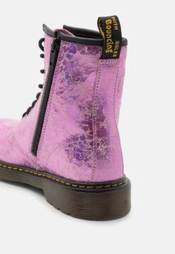 Dr. Martens 1460 Y - Veterboots - Pink 11 Dr. Martens 1460 Y - Veterboots - Pink -Bootsmith Hub Verkoopwinkel 9b68a84566be4e2fbcba5c3338db1ec3