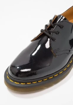 Dr. Martens 1461 3 Eye Shoe Patent Lamper - Veterschoenen - Black -Bootsmith Hub Verkoopwinkel 9f65c2b93d5a4468a0523dde1f369614