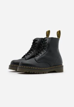Dr. Martens 1460 Pascal Bex - Veterboots - Black Pisa -Bootsmith Hub Verkoopwinkel 9fd286a1e49540f49b257cef6e8d59ee