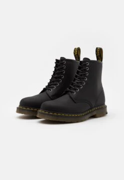 Dr. Martens 1460 Unisex - Veterboots - Black -Bootsmith Hub Verkoopwinkel a067920ef04b4faeb92e0a9ffff8f8e7