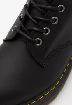Dr. Martens 1460 Unisex - Veterboots - Black -Bootsmith Hub Verkoopwinkel a46e7f439823497292a9d5a667a94628