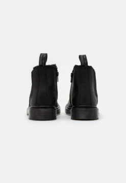 Dr. Martens 2976 Leonore Mono Republic Wp Unisex - Snowboots- Black -Bootsmith Hub Verkoopwinkel a48f35d2e7a54bc1a04b0a6254009ba7