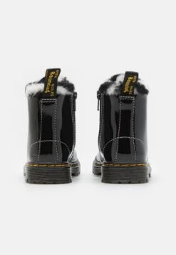 Dr. Martens 1460 Serena - Veterboots - Black /White -Bootsmith Hub Verkoopwinkel a5dee7fa29e54f768107996ee65b88b1