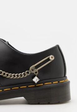 Dr. Martens 1461 Swarovski Unisex - Sportieve Veterschoenen - Black Smooth -Bootsmith Hub Verkoopwinkel a98524165a5e4cb587262a58be9b3fd2