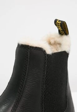 Dr. Martens 2976 Leonore - Korte Laarzen - Black -Bootsmith Hub Verkoopwinkel abf35dd55db6422aaafaea2ab5cabe08