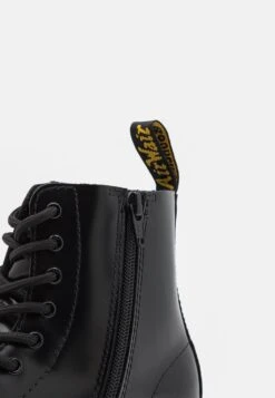 Dr. Martens 1460 Pascal Bex- Veterboots - Black -Bootsmith Hub Verkoopwinkel b009ad4f87d54ddaba1cd4f368b38a35