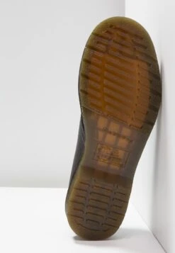 Dr. Martens 1461 - Veterschoenen - Black 10 Dr. Martens 1461 - Veterschoenen - Black -Bootsmith Hub Verkoopwinkel b0371d3634b34856b95d522aea5aa234