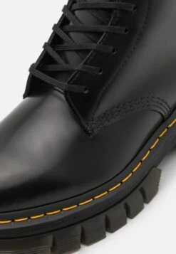 Dr. Martens Rikard - Veterboots - Black -Bootsmith Hub Verkoopwinkel beaffae8fcac40a8a9cc283f35cb390f