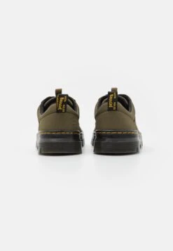 Dr. Martens Reeder Unisex - Sportieve Veterschoenen - Olive -Bootsmith Hub Verkoopwinkel c1ddc87c837240269bf449132e3b4f61