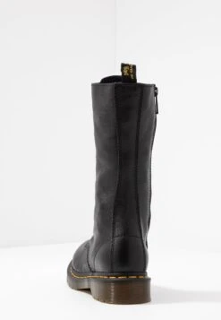 Dr. Martens Virginia - Veterlaarzen - Black -Bootsmith Hub Verkoopwinkel c38753fd93914497a1b56abe64679b79