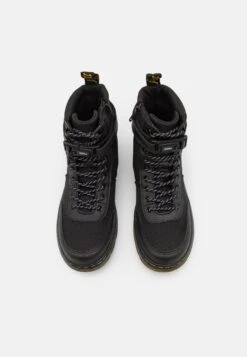 Dr. Martens Combs Tech Unisex - Veterboots - Black -Bootsmith Hub Verkoopwinkel caa07935449e42678759a4298db355ca