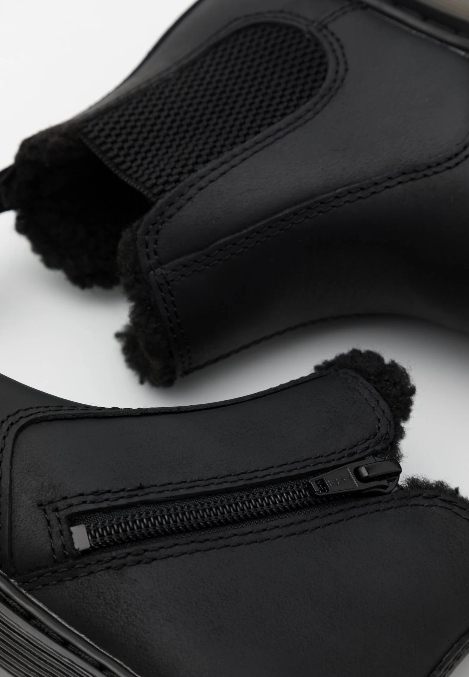 Dr. Martens 2976 Leonore Mono Republic Wp - Korte Laarzen - Black 6 Dr. Martens 2976 Leonore Mono Republic Wp - Korte Laarzen - Black - Afbeelding 6