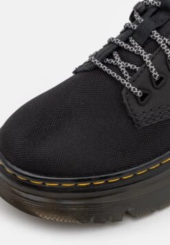 Dr. Martens Tarik Unisex - Sportieve Veterschoenen - Black -Bootsmith Hub Verkoopwinkel cce8a8a632fc42658f7f27872043f516