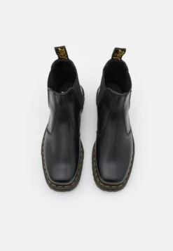 Dr. Martens 2976 Bex Squared Unisex - Korte Laarzen - Black -Bootsmith Hub Verkoopwinkel d0466fc044e545e3a76f0d900df85bb1