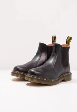 Dr. Martens 2976 Chelsea - Korte Laarzen - Black -Bootsmith Hub Verkoopwinkel d1318ca84d784ab9bf18ac160603be4a